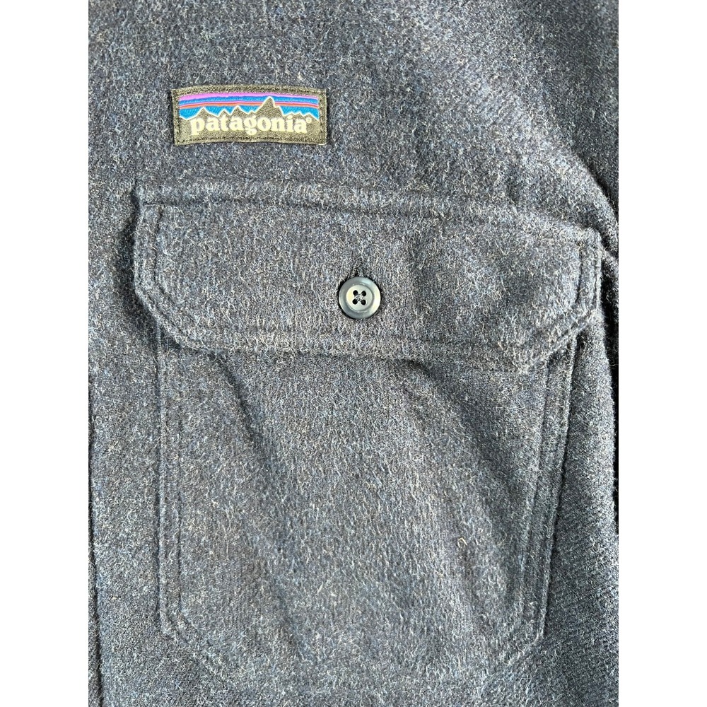 Patagonia Insulated Fjord Flannel Jacket Mens Large Navy Blue Shacket 27640 - Picture 8 of 11